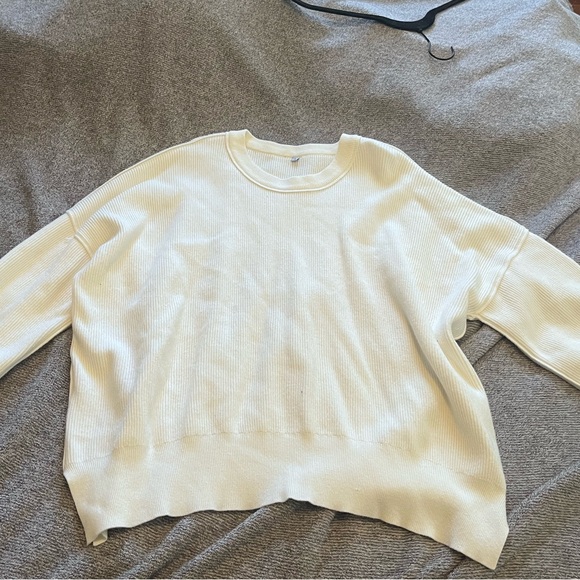 Sweater Bundle - Picture 4 of 6